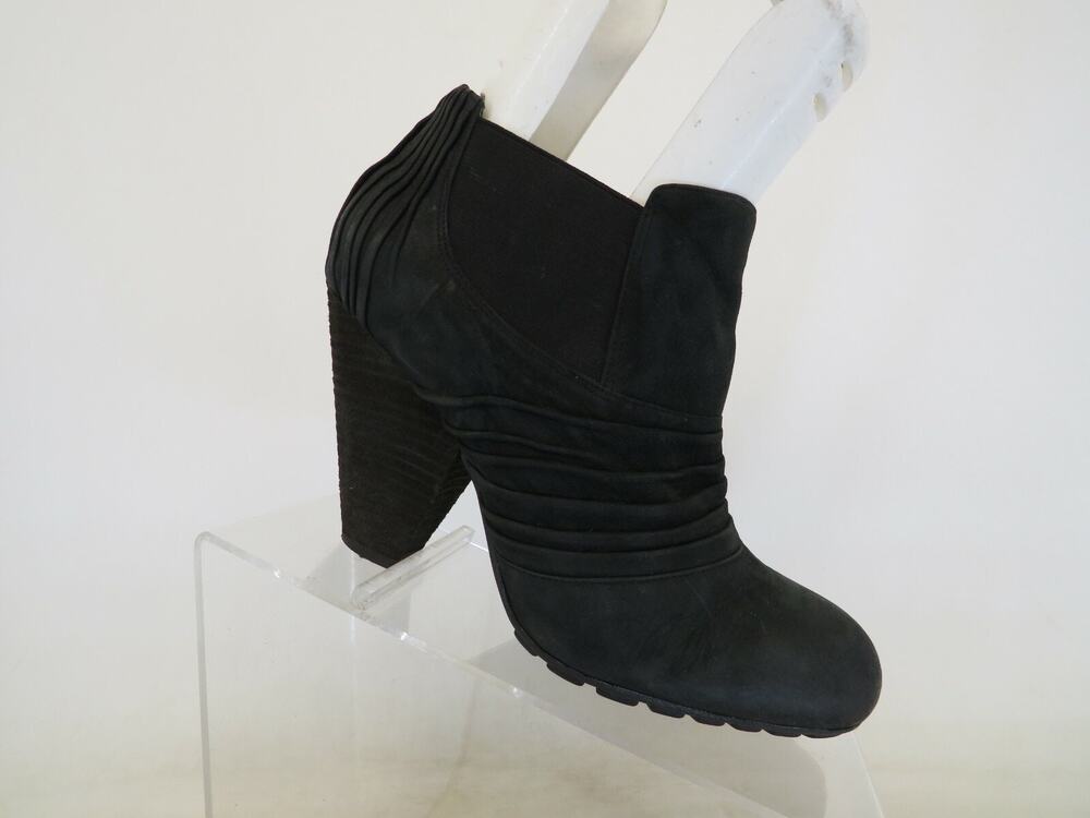 VINCE Womens Black Leather Chelsea Heeled Ankle Fashion Boots Bootie Size 8.5 M